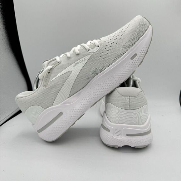 Brooks Ghost Max Size 10.5 D Support Running Shoes White Mens Training Jogging - Picture 5 of 8
